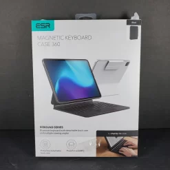 Esr Rebound Magnetic Keyboard for iPad Pro 13 (2024)